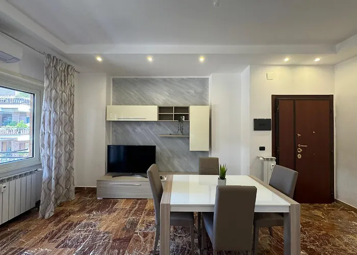 Cozy&Quiet Getaway In Gianicolo