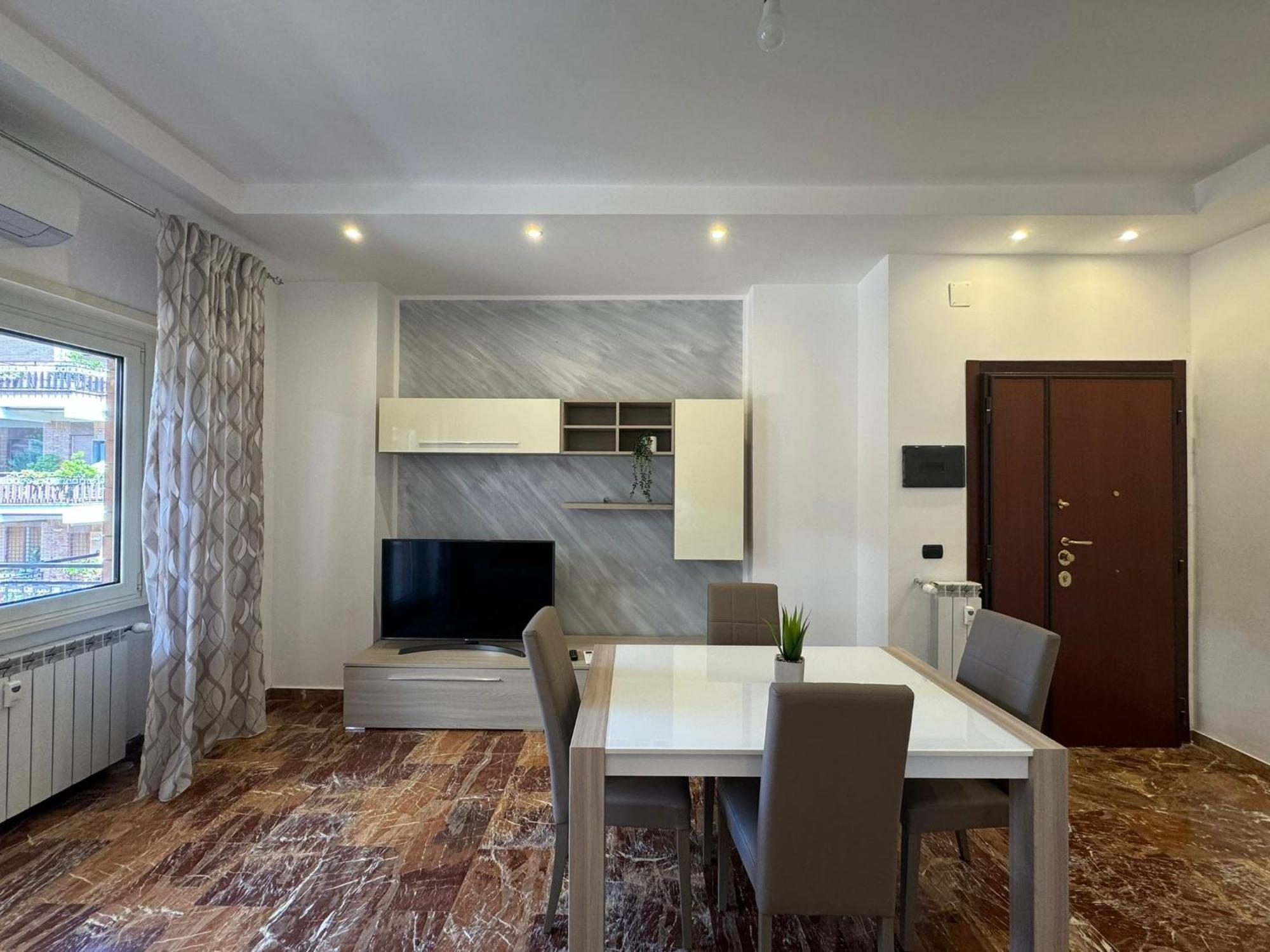 Cozy&quiet Getaway In Gianicolo Apartment *